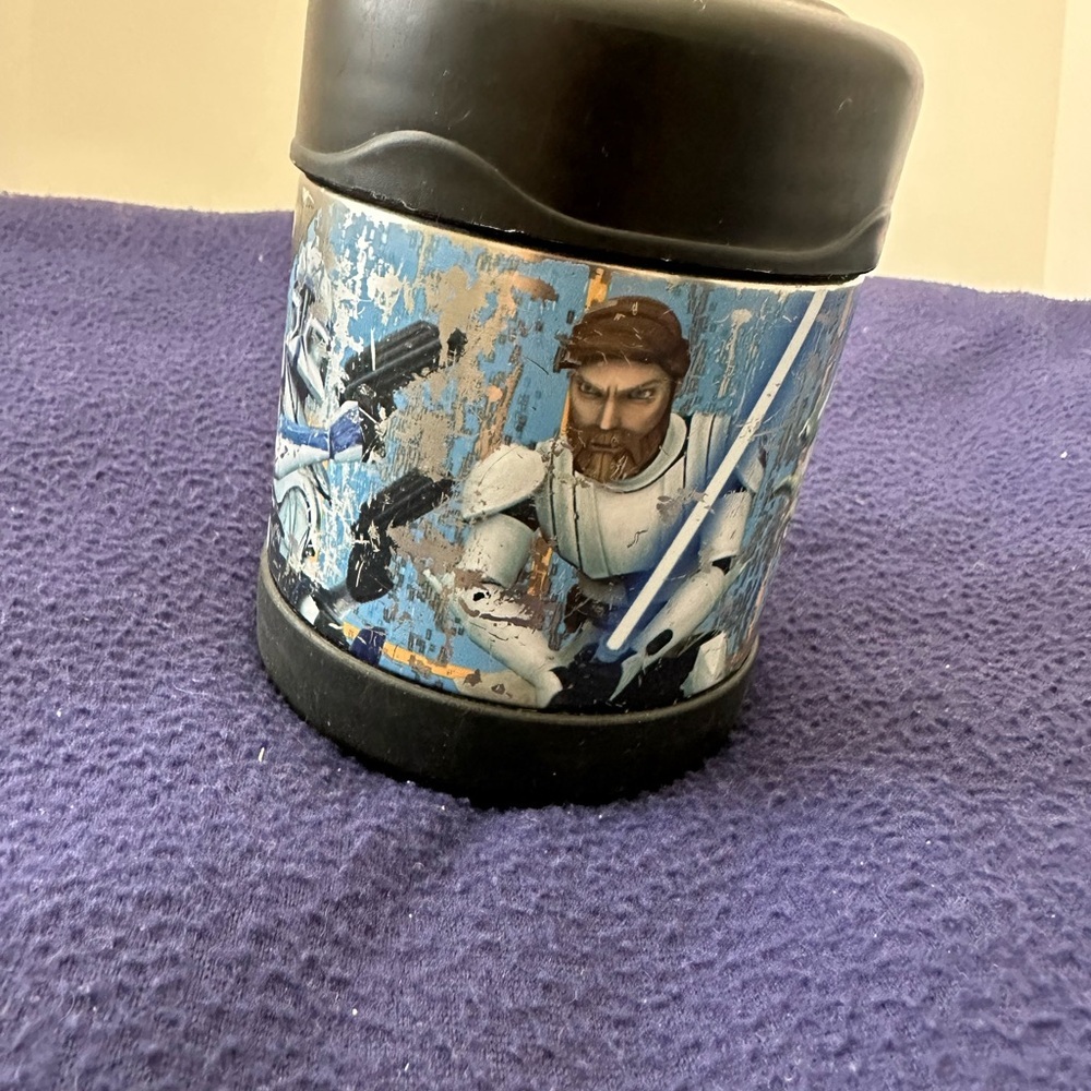 Star Wars Themed Lunch Container pre owned